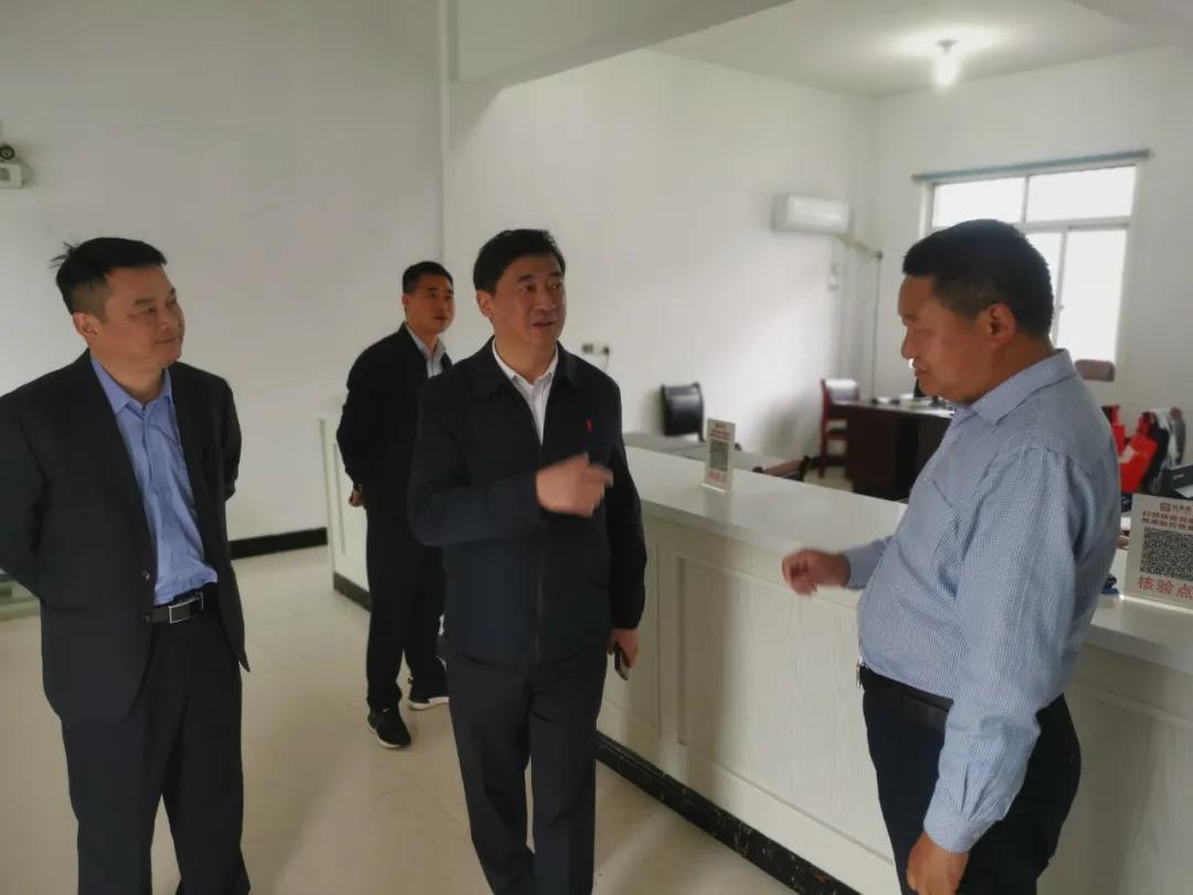 副市长,市公安局长伍春宏到歙县调研指导工作_黄山市政务公开