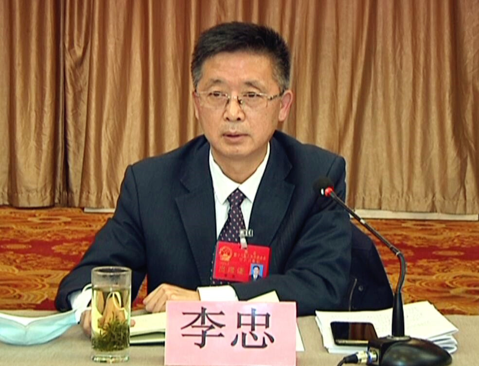 李忠参加第一代表团审议_歙县人民政府