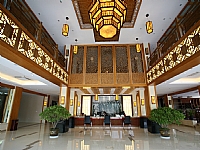 鲍家花园大酒店
